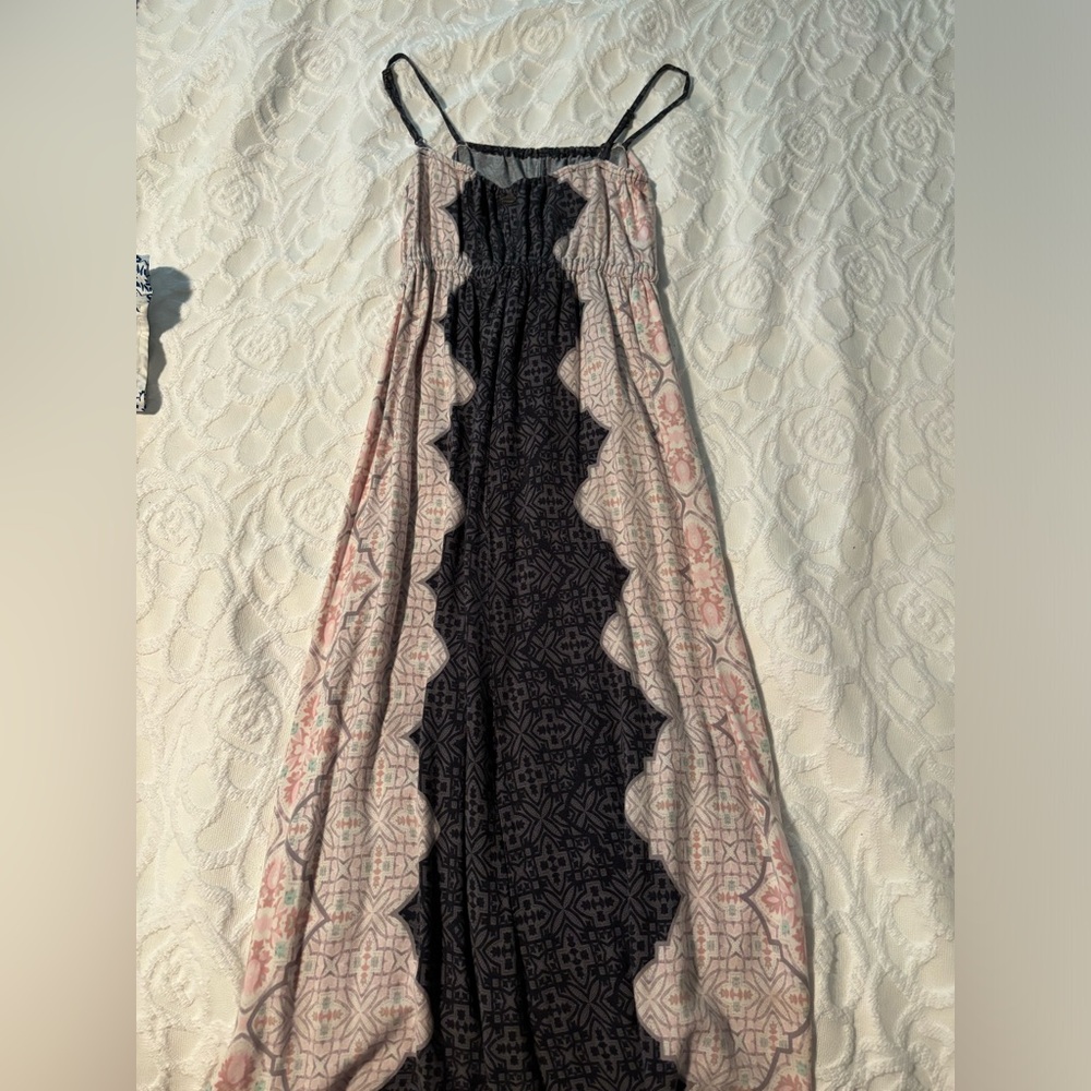 O’Neill Dress - Picture 2 of 2